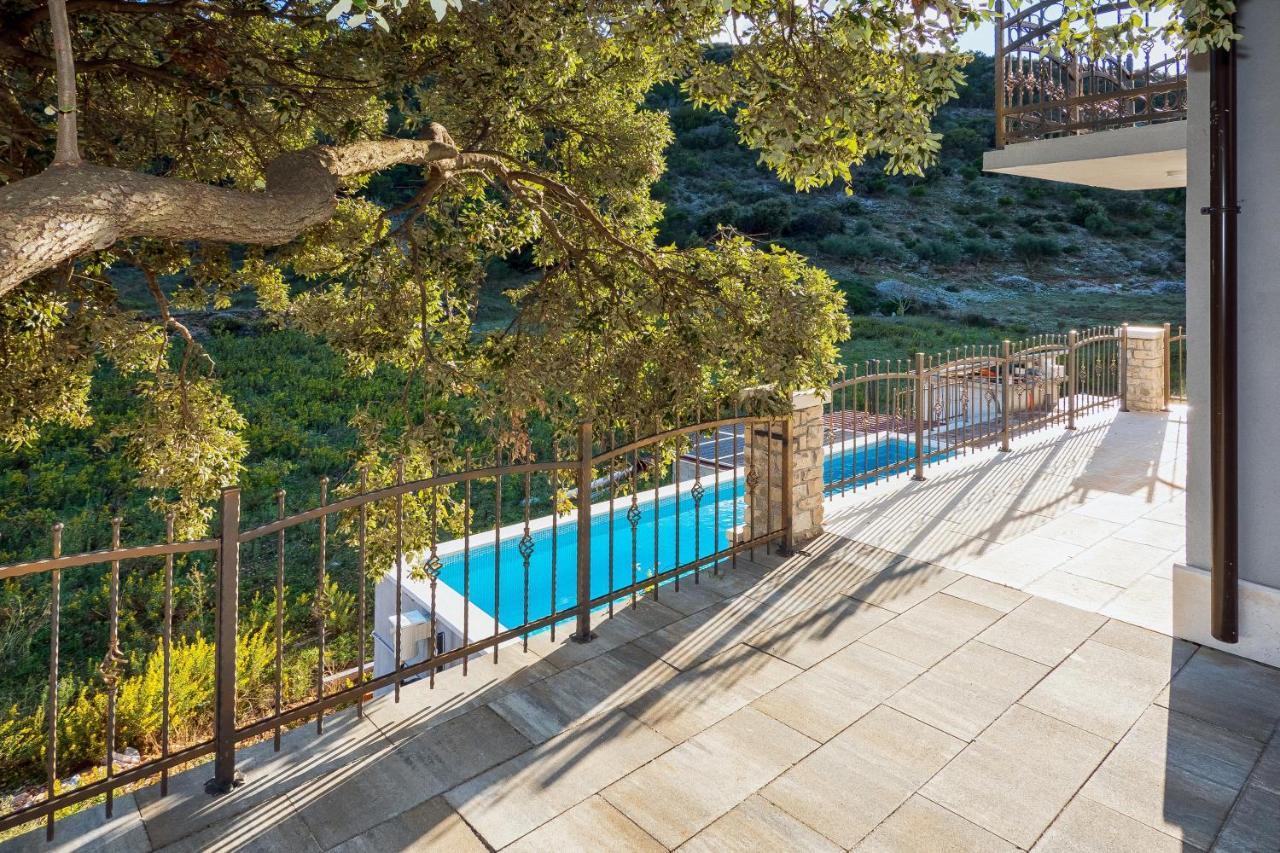 Beyla Holiday home Pucisca